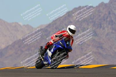 media/Oct-03-2022-Moto Forza (Mon) [[5f077a3730]]/Intermediate Group/Session 4 (Turn 9)/